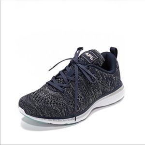APL athletic propulsion techloom pro lab shoes